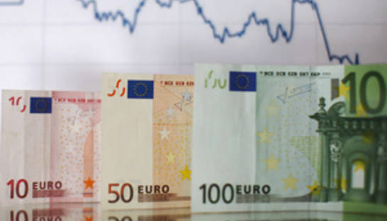 Курс валют: еврокачели продолжаются