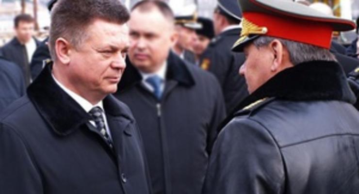 Янукович поручил дополнительно выделить для Минобороны 1,2 млрд гривен