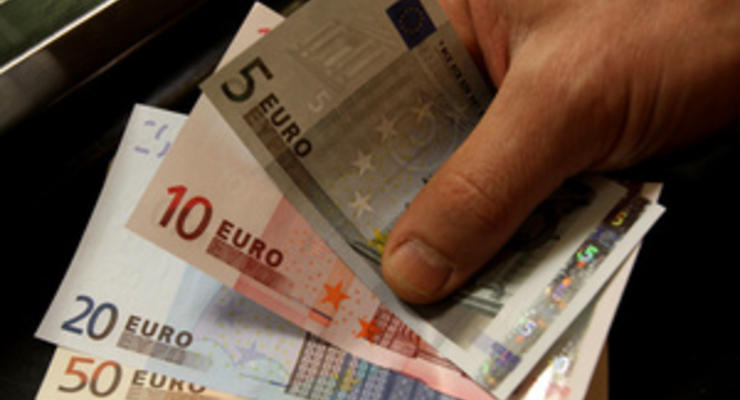 Курс валют: евро упал ниже 10,4 грн