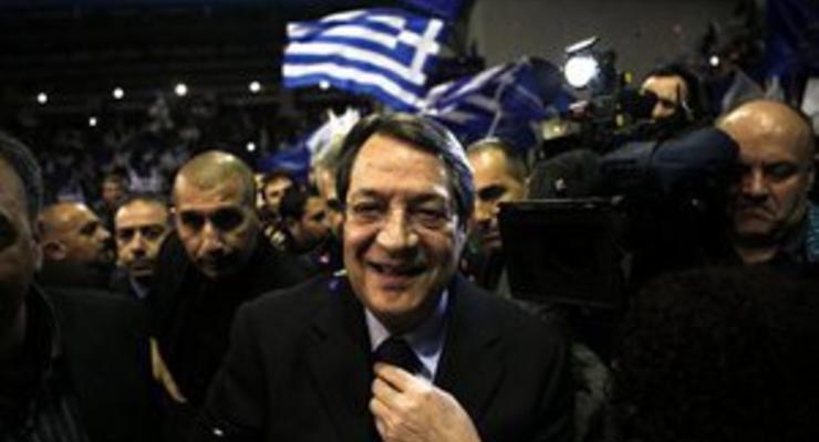 Президент Кипра сравнил кризис с турецким вторжением