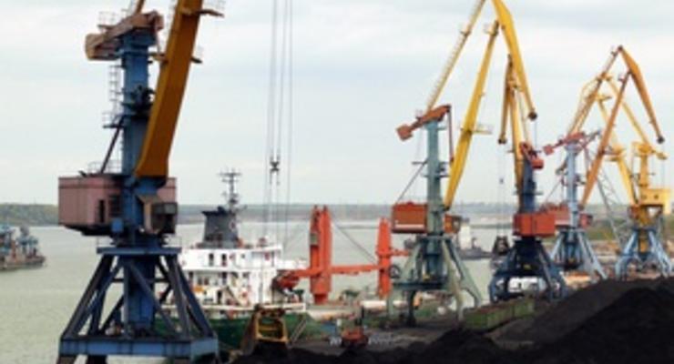 Азаров: Черноморские порты могут увеличить ежегодную обработку грузов за счет логистики