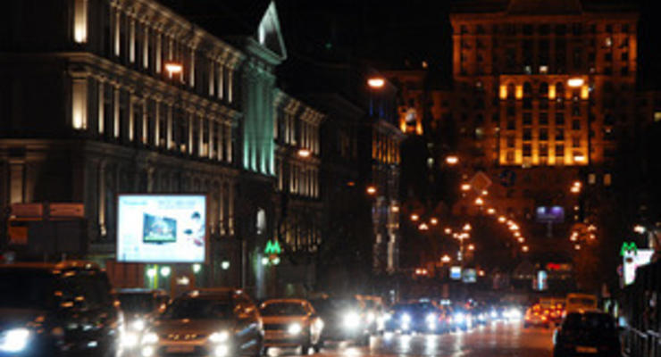 Власти хотят закрыть десятки заведений Киева, включая крупные ТРЦ - Ъ