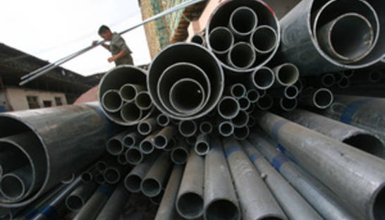 Shell намерена закупать продукцию подконтрольной Пинчуку Интерпайп - Ъ