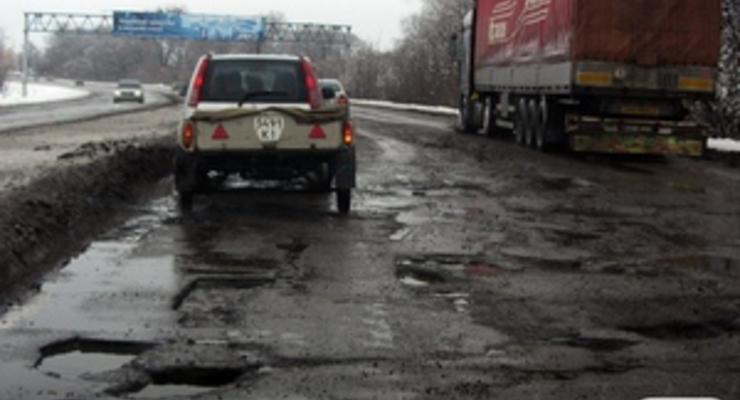 Прославившийся во время Евро-2012 донецкий генподрядчик выиграл тендер на ремонт "первого украинского автобана"