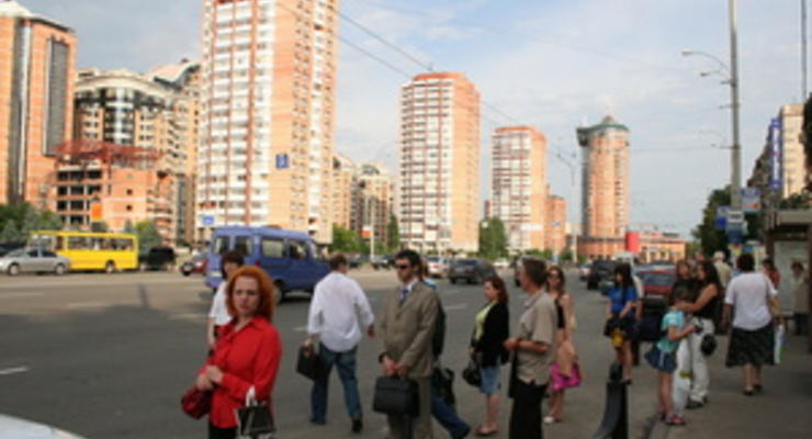 Исследование выявило, сколько нужно работать на покупку квартиры в разных регионах Украины