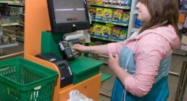В столичном супермаркете появились кассы самообслуживания (ФОТО)