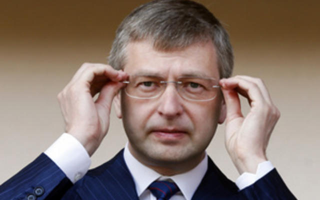 Российский миллиардер, купивший греческий остров, снесет особняк за $95 млн из-за плесени