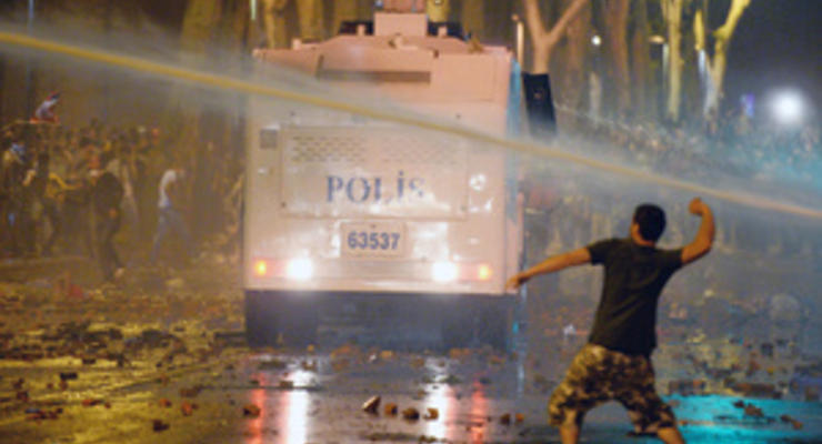 За последние дни в Турции состоялись 603 демонстрации, убытки достигают $40 млн - министр