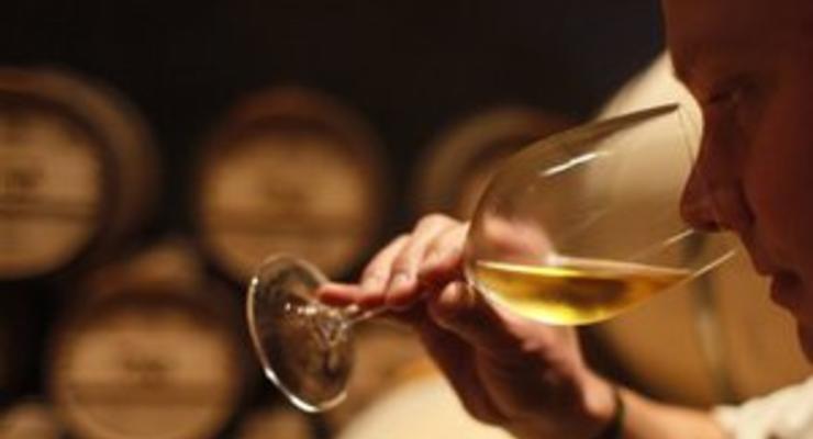 Депутаты от БЮТ и ПР предлагают поднять пошлины на импортные вина в три раза