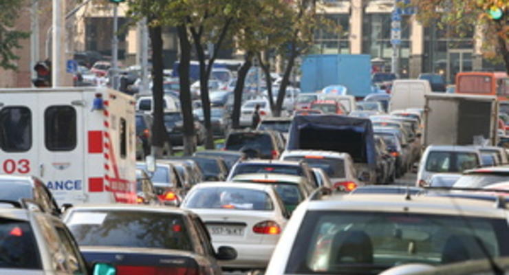 В Украине начали конфисковывать авто с иностранными номерами - газета