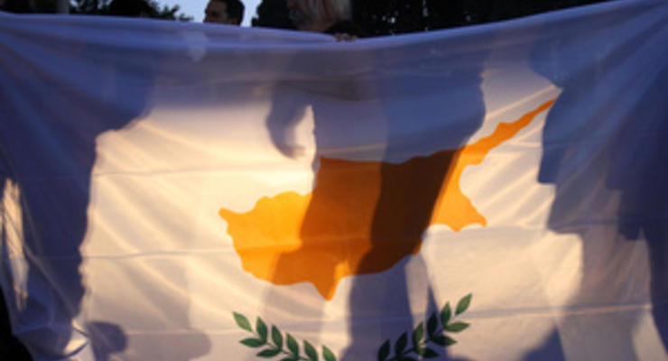 Forbes оценил потери украинских бизнесменов от кипрского кризиса