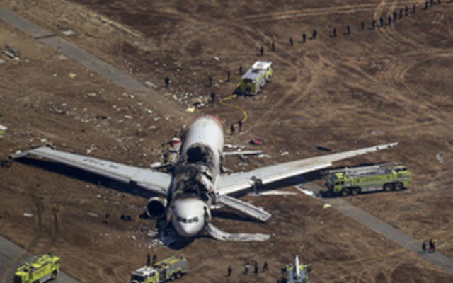 Крушение самолета в Сан-Франциско: группа пассажиров намерена судиться с Boeing