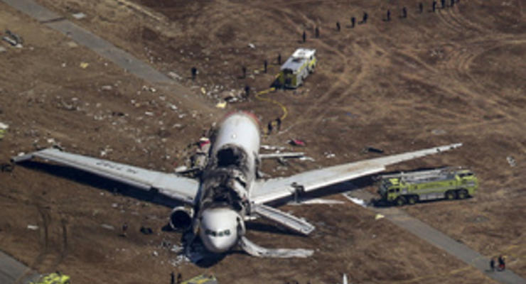 Крушение самолета в Сан-Франциско: группа пассажиров намерена судиться с Boeing