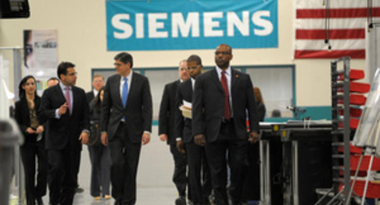 Глава концерна Siemens подал в отставку