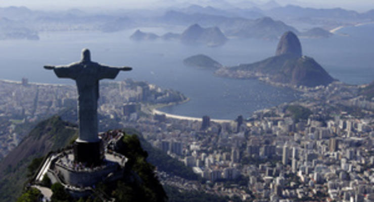 Бразилия потратит доходы от нефти на образование и здравоохранение