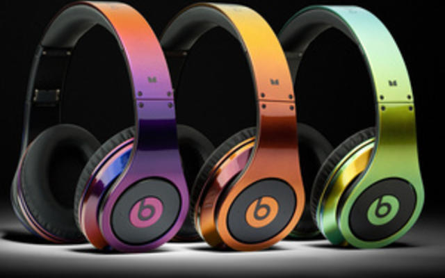 Популярные наушники от Dr.Dre планируют избавиться от "блуждающего" HTC