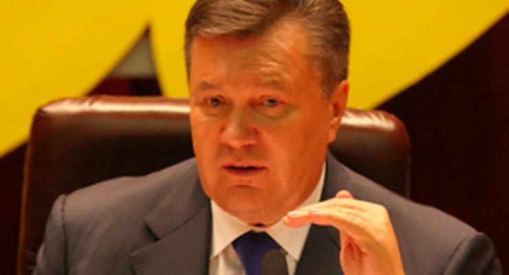 Янукович в Донецке заявил, что начал "капитальный ремонт" страны