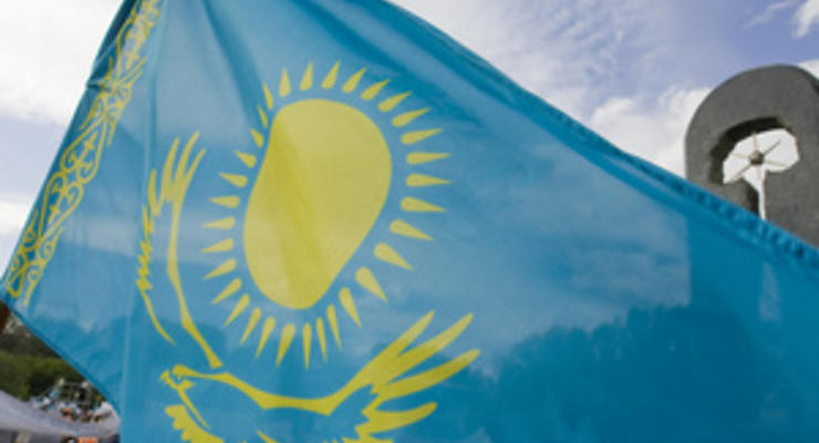 Казахстан арестовал счета генконсульства России в Алматы