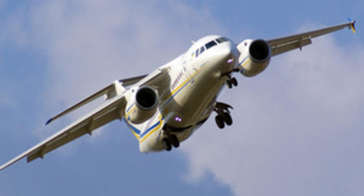 Украина передала Кубе третий лайнер Ан-158, договорившись о поставке новых самолетов