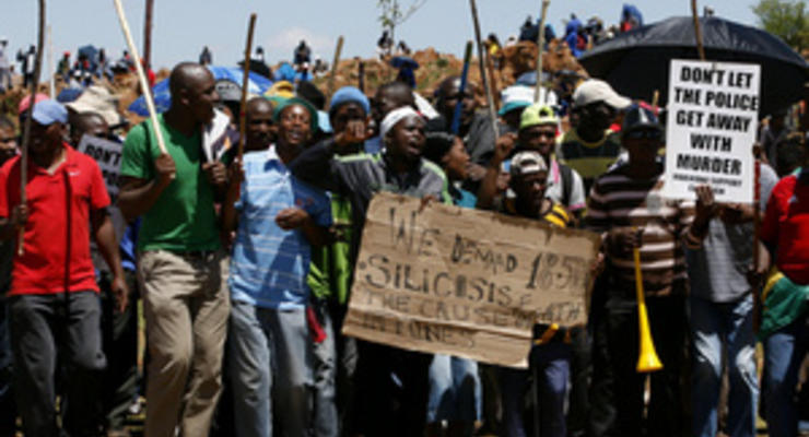 Затяжная забастовка на золотых приисках ударит по крупнейшей экономике Африки