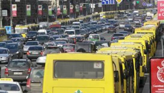 В маршрутках не будут ограничивать число льготников - газета