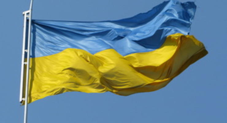 Объем прямых иностранных инвестиций в Украину за восемь месяцев упал почти в два раза