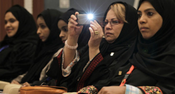 Саудовским женщинам разрешили работать адвокатами