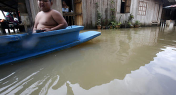 Поставщики Apple и Toyota могут пострадать от наводнения в Таиланде