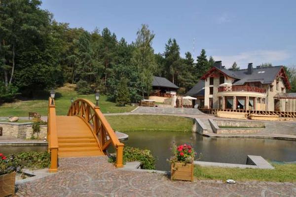 На самый дорогой дом в Украине нужно копить 2700 лет (ФОТО)