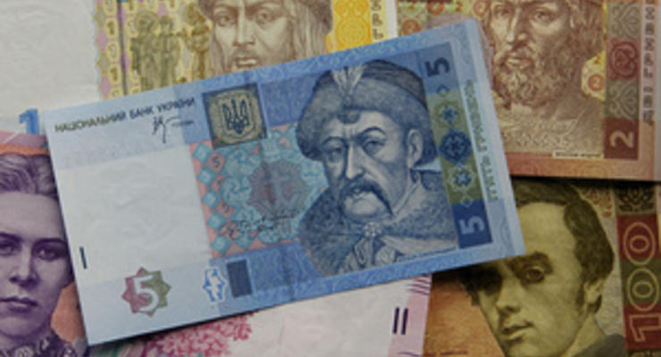Украина взяла в долг более миллиарда гривен у "дружественных" банков