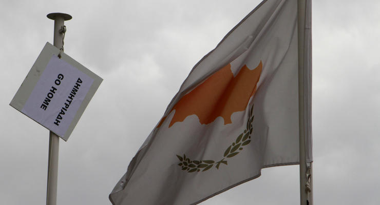 Украина за девять месяцев направила на Кипр почти 90% своих инвестиций