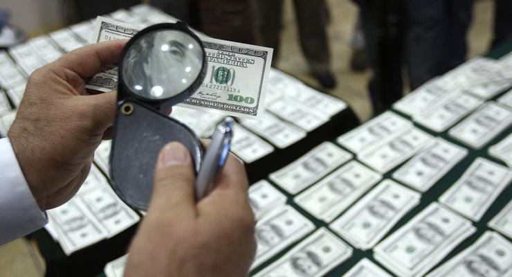 Доллар вновь начал крепчать на межбанке
