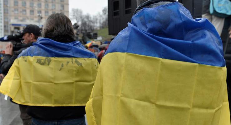 Евродепутат раскритиковал миссию Кокса-Квасьневского за "отсутствие пряников" для украинской экономики