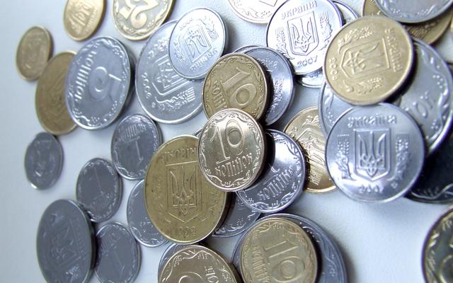 НБУ за счет эмиссии закрывает бюджетные дыры, но не обеспечивает рост экономики - эксперты