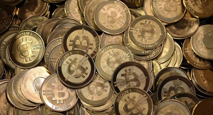 Курс виртуальной валюты BitCoin побил рекорд