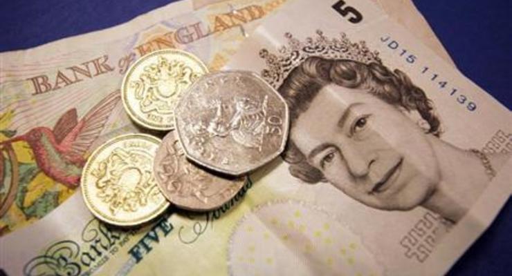 Курс валют: британская валюта задирает нос