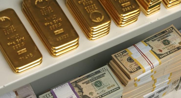 Рынок золота закончил осень сильнейшим полугодовым обвалом
