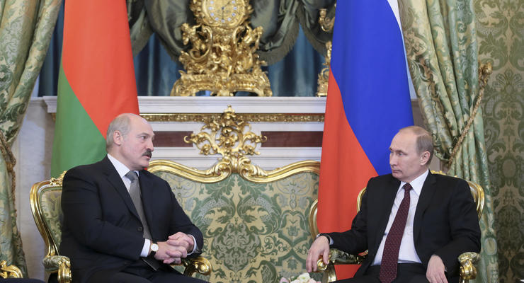 Россия предоставит Беларуси $2 миллиарда кредита