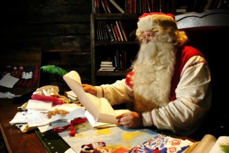 Самые богатые Деды Морозы из Европы / deski.fi