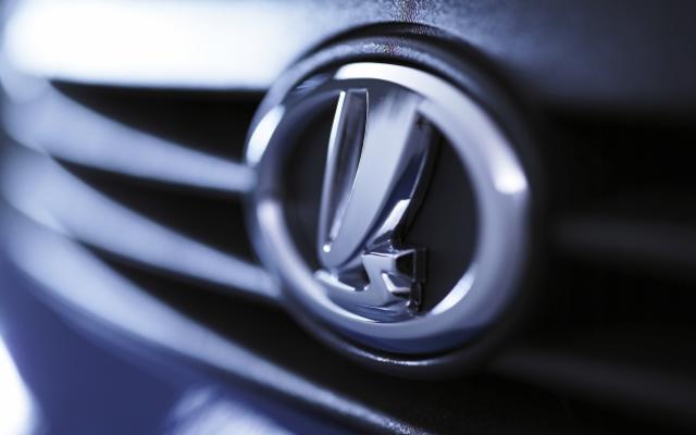 АвтоВАЗ планирует сократить более семи тысяч сотрудников