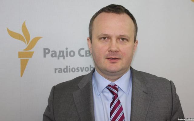 Министр Семерак живет на одну зарплату