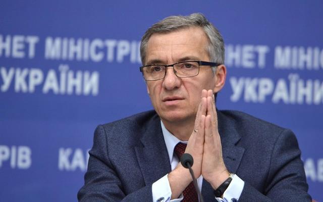 Расходы на медицину и сельское хозяйство придется сократить ради армии - Минфин