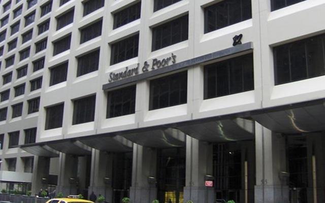 S&P улучшило прогноз по рейтингу Украины