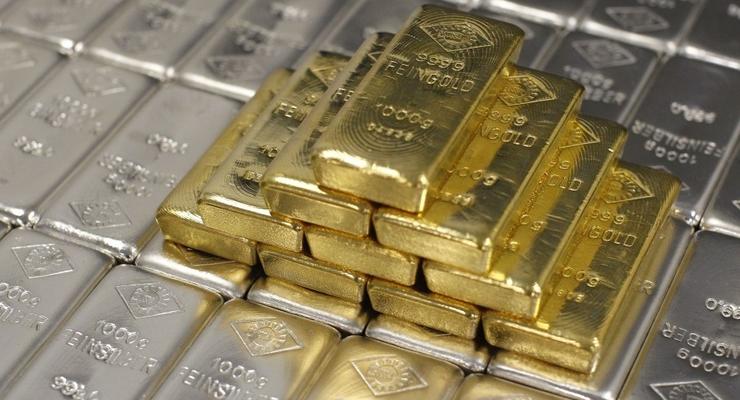 В Украине взлетели цены на золото