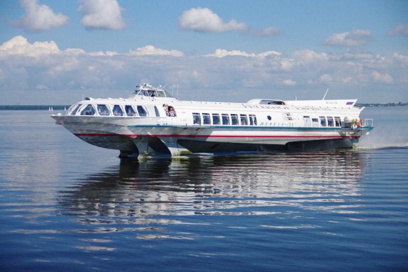По Днепру собираются пустить скоростные пассажирские катера / vk.com/dneprovsky_express