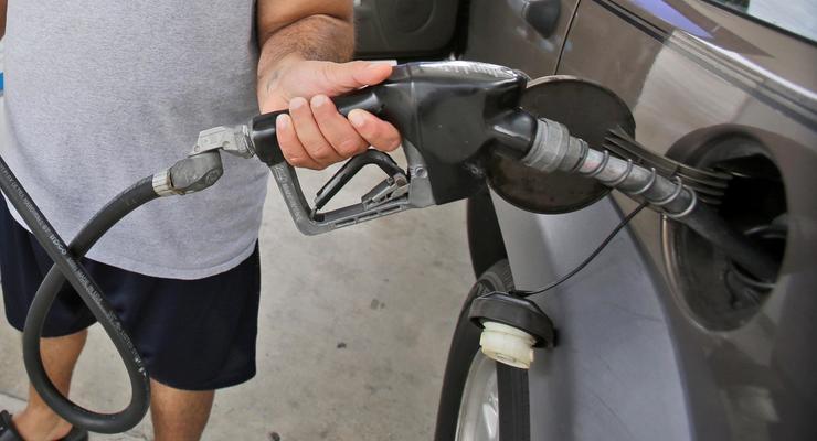В Украине цена на бензин перевалила за 18 гривен