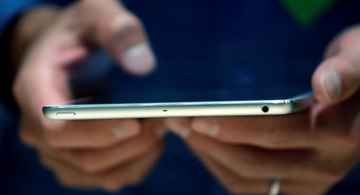 Apple не признала вины iCloud в утечке фото обнаженных звезд