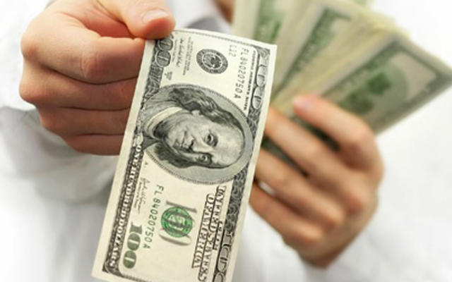 НБУ собирается запретить покупать более $200 в день - источники