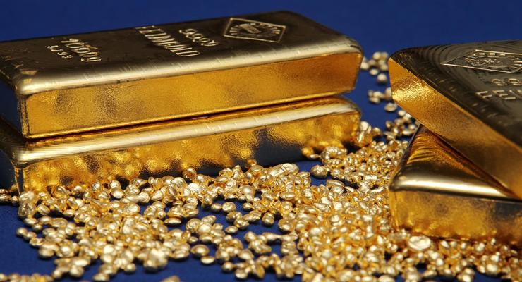 МВФ: Россия резко увеличила запас золота в августе