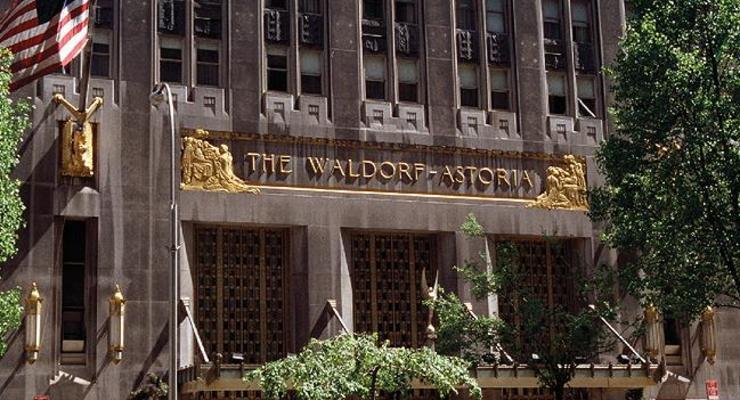Hilton продала легендарный отель Уолдорф-Астория в Нью-Йорке